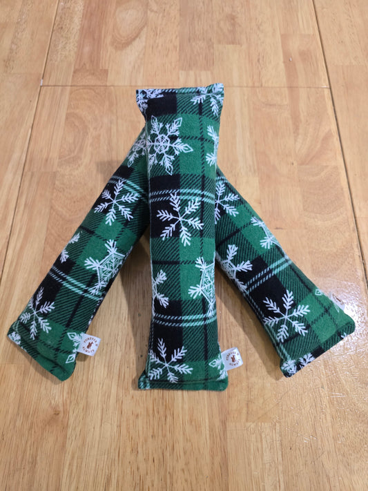 Green Snowflake Cat Kicker