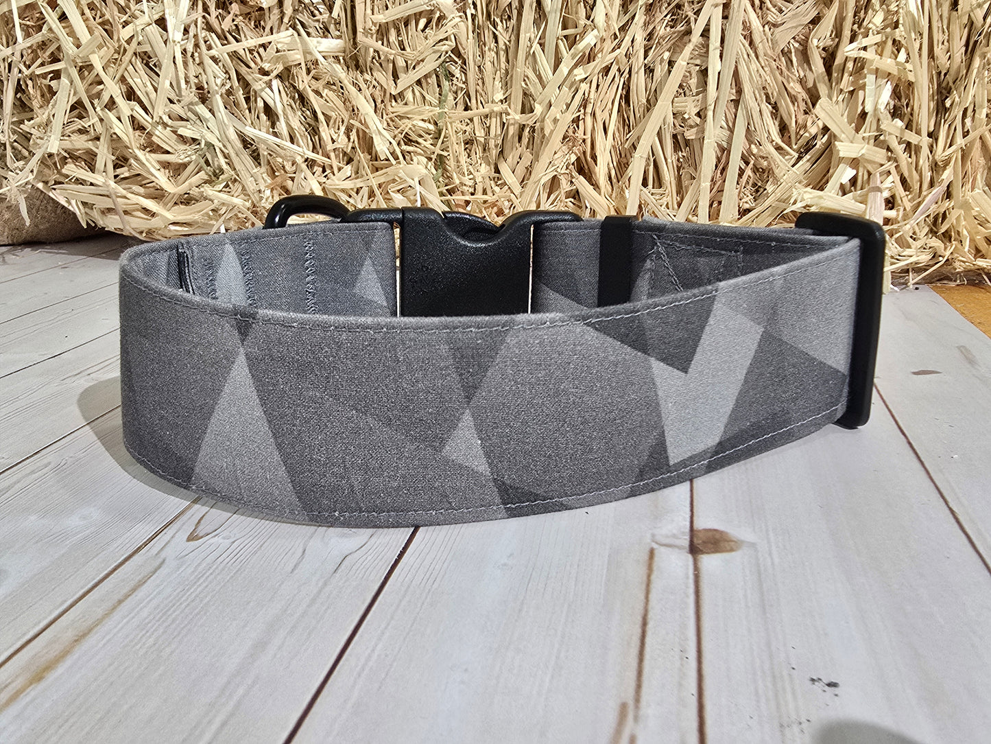 Geometric Gray Premium Dog Collar