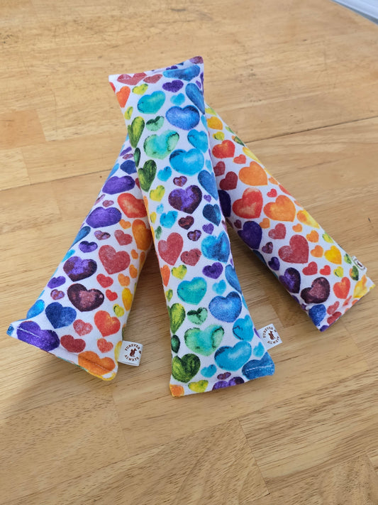 Lot's Of Hearts Cat Kicker