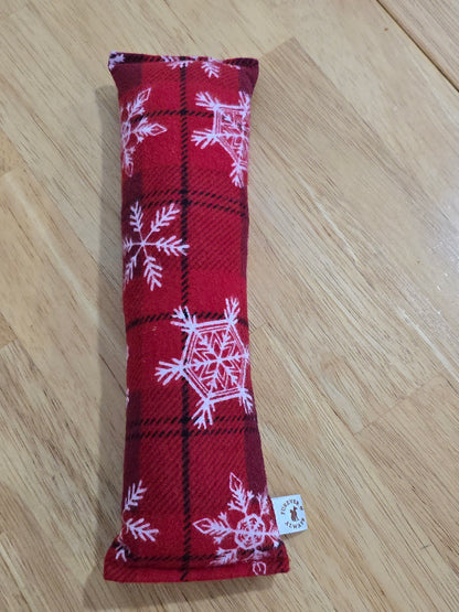 Red Snowflake Cat Kicker
