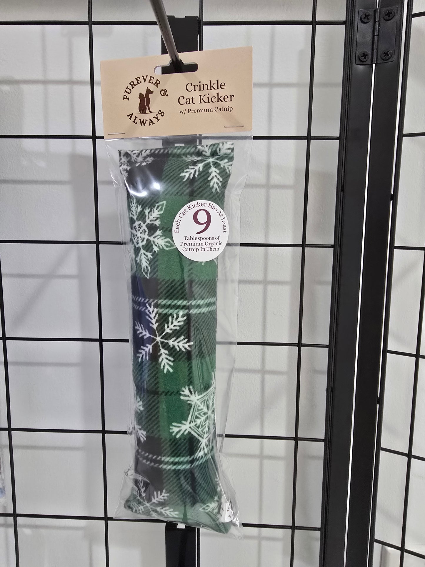 Green Snowflake Cat Kicker