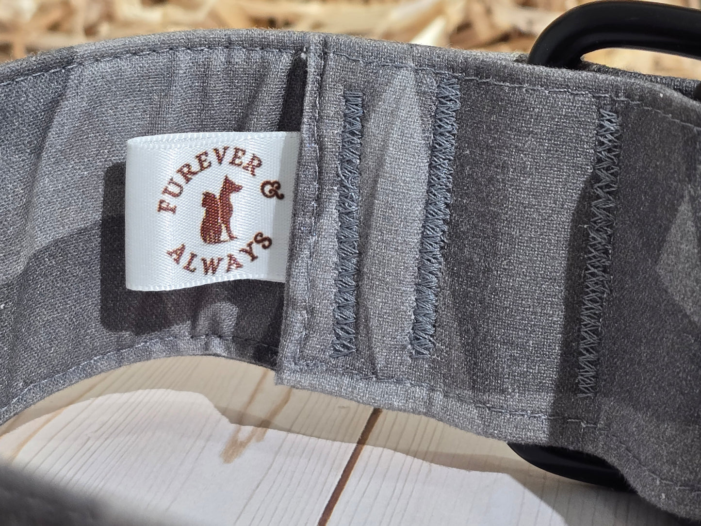 Geometric Gray Premium Dog Collar