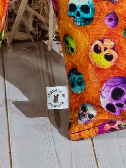 Halloween Skulls Cat Kicker